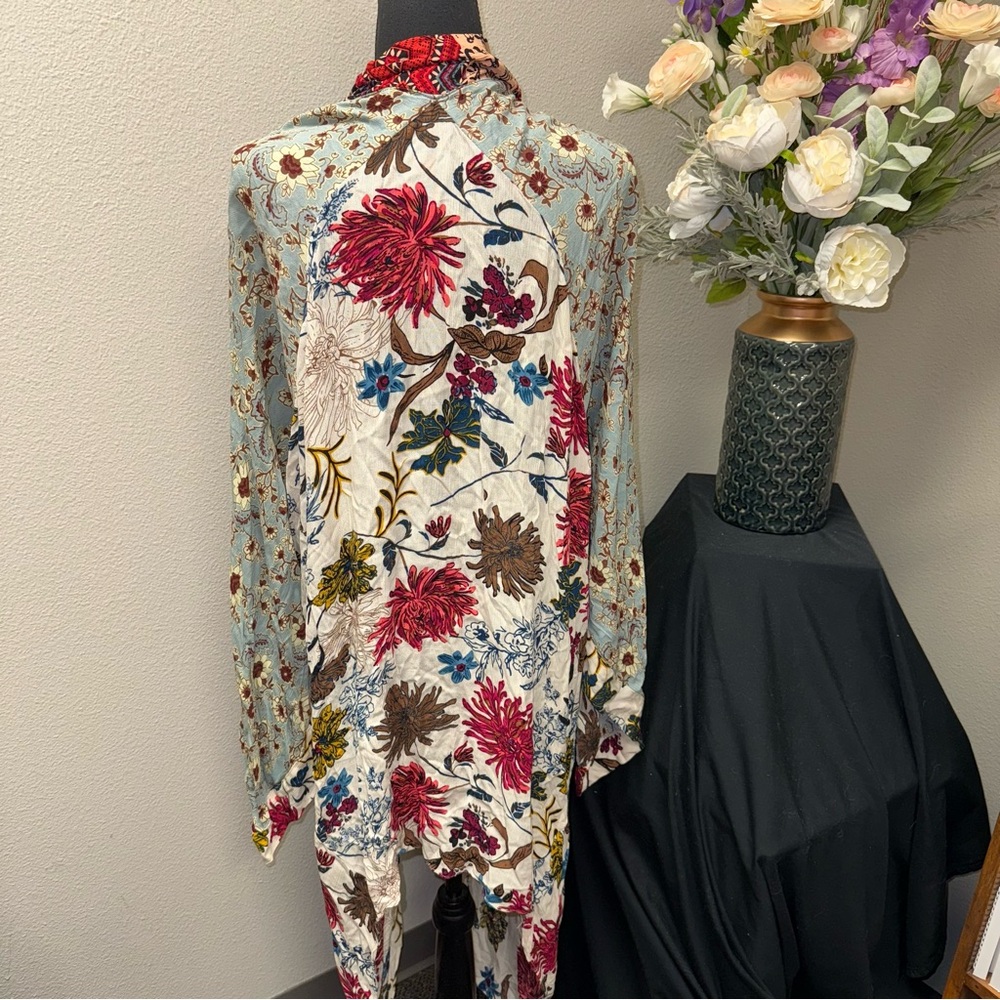 Umgee Boho Patchwork Kimono Duster Floral Open Front Lightweight M/L - Picture 3 of 7